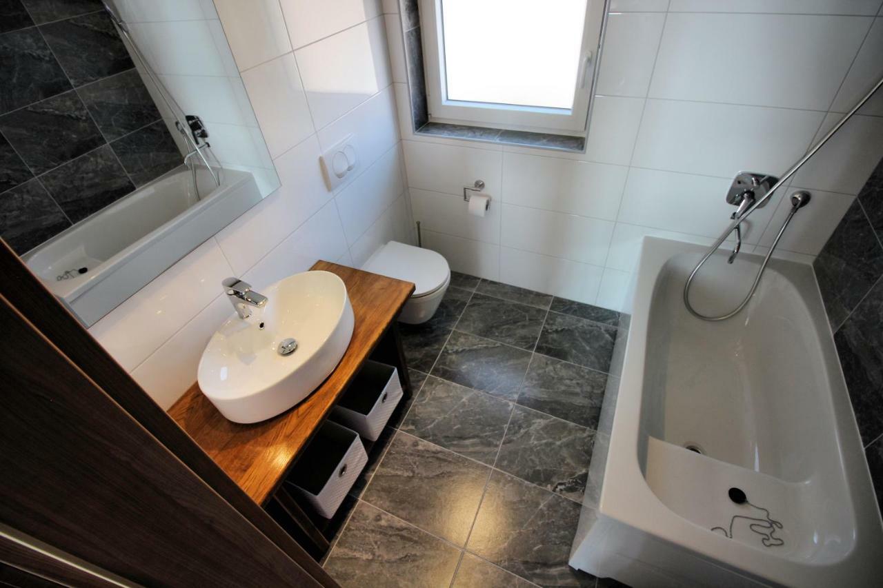 Buba **** Apartament *