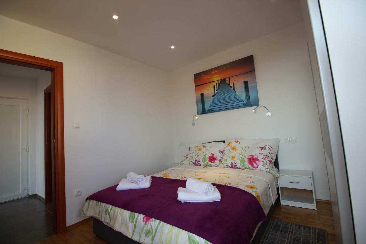 Buba **** Apartamento *